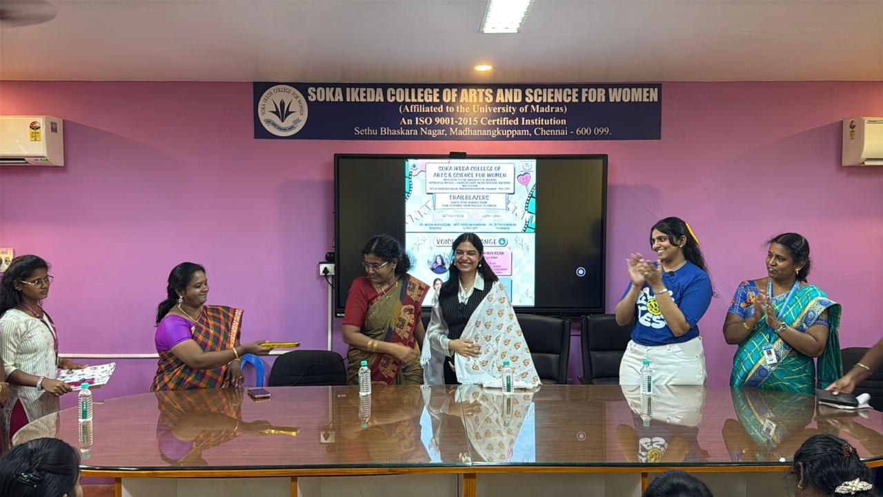 Naveena Srinivasan facilitating an interactive activity with students and faculty at Soka Ikeda College